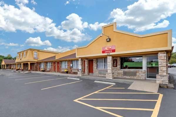 Econo Lodge 厄兰格 外观 照片